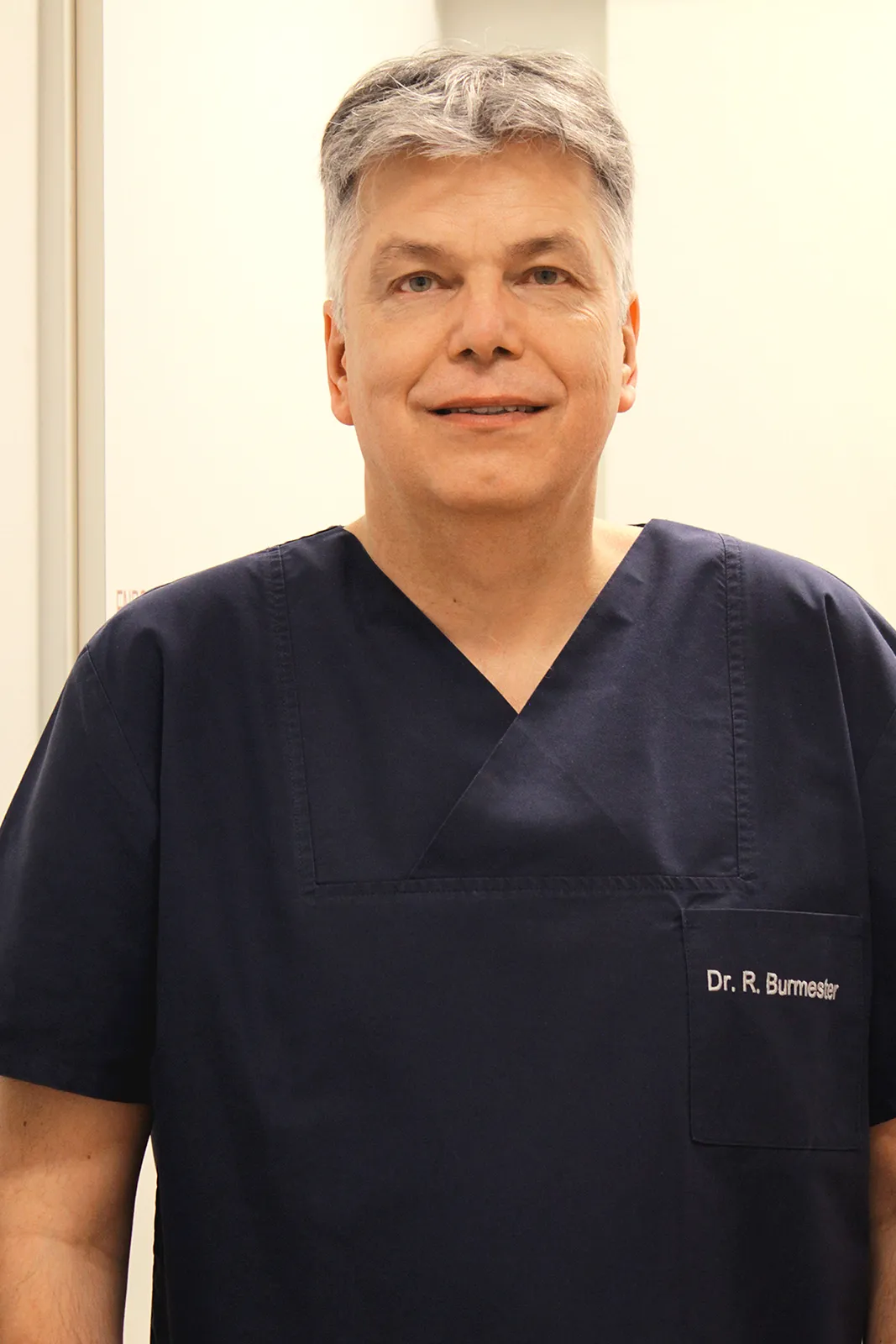 Portrait des Arztes und Gastroenterologen Dr. med. Ralf Burmester.